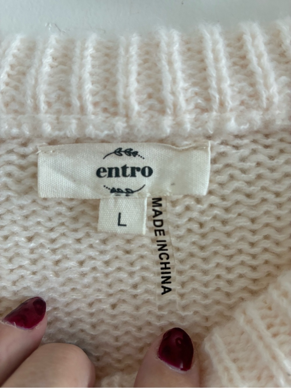 Entro Cream Cable Knit Sweater with green and red Embroidered Detail woman large - Picture 9 of 9